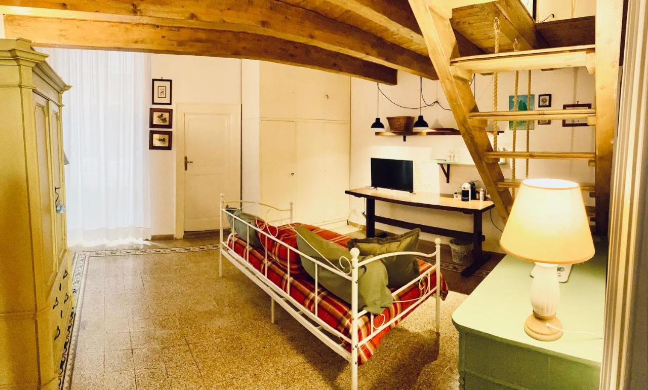 Elena 39 Panzió Trani Kültér fotó