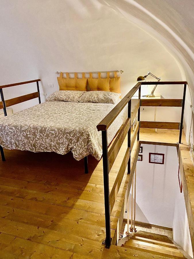 Elena 39 Panzió Trani Kültér fotó